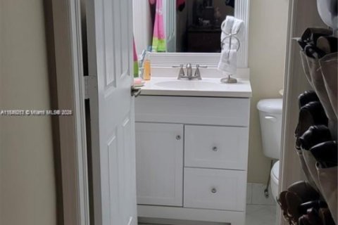 Copropriété à vendre à Homestead, Floride: 2 chambres, 99.31 m2 № 2193664 - photo 21