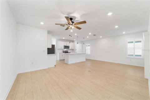 Villa ou maison à vendre à Ocala, Floride: 4 chambres, 147.06 m2 № 2415270 - photo 11