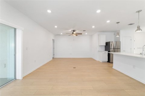Villa ou maison à vendre à Ocala, Floride: 4 chambres, 147.06 m2 № 2415270 - photo 7