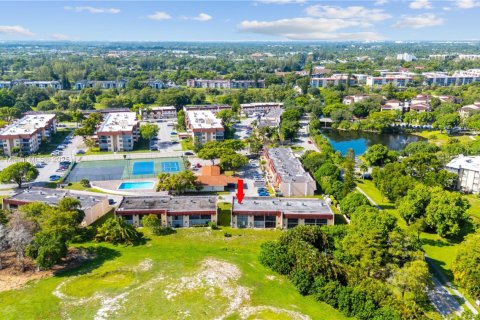 Townhouse in Lauderhill, Florida 3 bedrooms, 147.71 sq.m. № 2013300 - photo 29