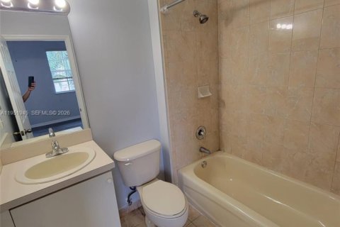 Touwnhouse à vendre à Homestead, Floride: 3 chambres, 128.02 m2 № 2006097 - photo 7