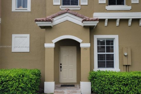 Touwnhouse à vendre à Homestead, Floride: 3 chambres, 128.02 m2 № 2006097 - photo 5