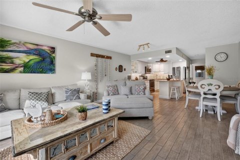 Copropriété à vendre à Ormond Beach, Floride: 2 chambres, 110 m2 № 2399182 - photo 17