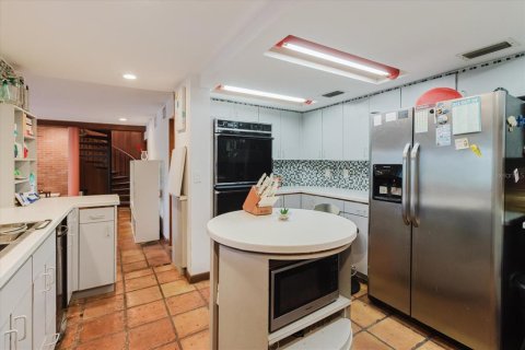 Villa ou maison à vendre à Tampa, Floride: 6 chambres, 418.25 m2 № 2205291 - photo 22
