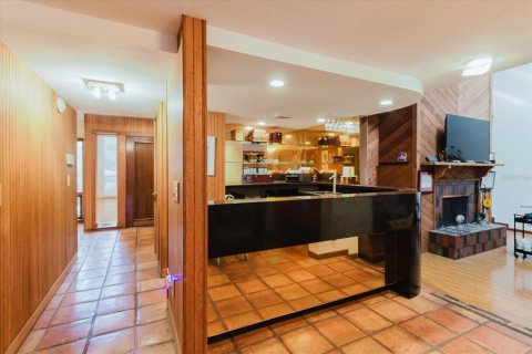 Villa ou maison à vendre à Tampa, Floride: 6 chambres, 418.25 m2 № 2205291 - photo 15