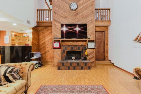 Villa ou maison à vendre à Tampa, Floride: 6 chambres, 418.25 m2 № 2205291 - photo 17