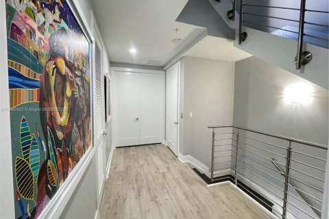 Townhouse in LANDMARK in Doral, Florida 3 bedrooms, 246.56 sq.m. № 1739068 - photo 23