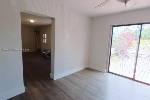 Casa en venta en Homestead, Florida, 3 dormitorios № 1928349 - foto 10