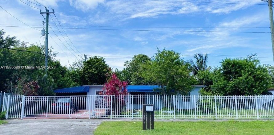 Casa en Homestead, Florida 3 dormitorios № 1928349