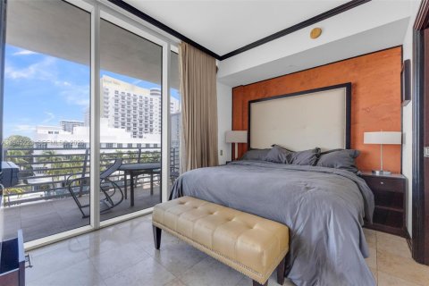 Condo in Miami Beach, Florida  № 2002218 - photo 5