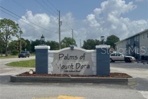 Condominio en alquiler en Mount Dora, Florida, 2 dormitorios, 65.22 m2 № 1916585 - foto 1