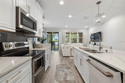 Touwnhouse à vendre à Tampa, Floride: 3 chambres, 157.93 m2 № 2347818 - photo 12