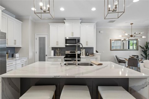 Touwnhouse à vendre à Tampa, Floride: 3 chambres, 157.93 m2 № 2347818 - photo 16