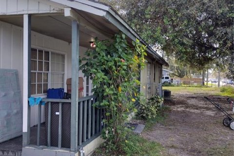 Commercial property in Kissimmee, Florida 4 bedrooms, 173.63 sq.m. № 2148764 - photo 3