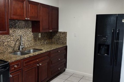 Commercial property in Kissimmee, Florida 4 bedrooms, 173.63 sq.m. № 2148764 - photo 8