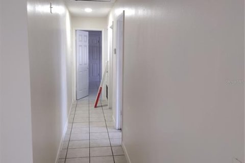 Commercial property in Kissimmee, Florida 4 bedrooms, 173.63 sq.m. № 2148764 - photo 7