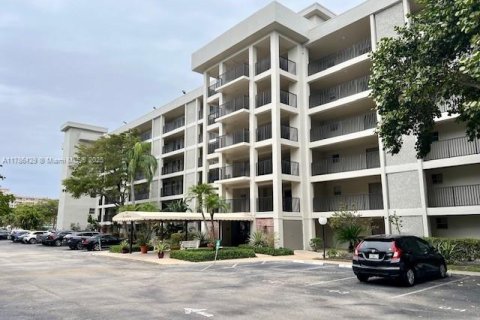 Copropriété à vendre à Pompano Beach, Floride: 3 chambres, 129.13 m2 № 1697047 - photo 2