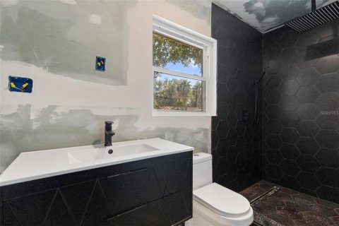House in Clearwater, Florida 3 bedrooms, 121.14 sq.m. № 2094158 - photo 20