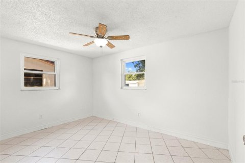 House in Clearwater, Florida 3 bedrooms, 121.14 sq.m. № 2094158 - photo 26