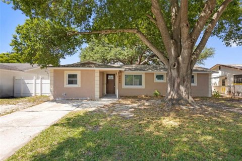 Casa en Clearwater, Florida 3 dormitorios, 121.14 m2 № 2094158