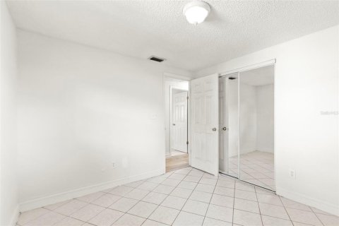 House in Clearwater, Florida 3 bedrooms, 121.14 sq.m. № 2094158 - photo 29