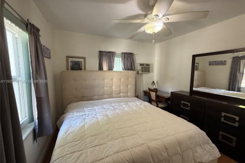 Casa en venta en Miami, Florida, 3 dormitorios, 177.26 m2 № 2001281 - foto 12