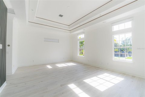 House in Windermere, Florida 4 bedrooms, 395.48 sq.m. № 1675922 - photo 24