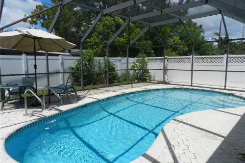 Villa ou maison à vendre à Saint Petersburg, Floride: 2 chambres, 120.59 m2 № 2355965 - photo 21