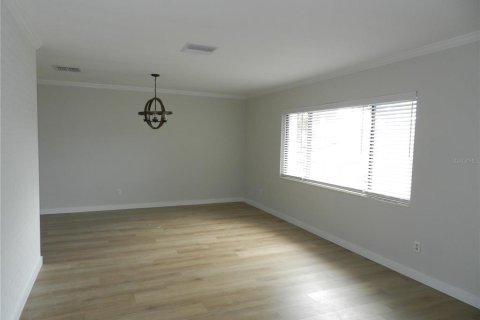 Villa ou maison à vendre à Saint Petersburg, Floride: 2 chambres, 120.59 m2 № 2355965 - photo 17