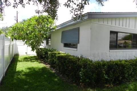 Villa ou maison à vendre à Saint Petersburg, Floride: 2 chambres, 120.59 m2 № 2355965 - photo 5