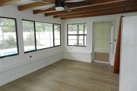 Villa ou maison à vendre à Saint Petersburg, Floride: 2 chambres, 120.59 m2 № 2355965 - photo 18