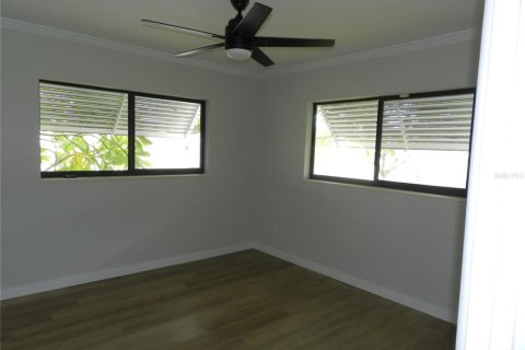 Villa ou maison à vendre à Saint Petersburg, Floride: 2 chambres, 120.59 m2 № 2355965 - photo 14