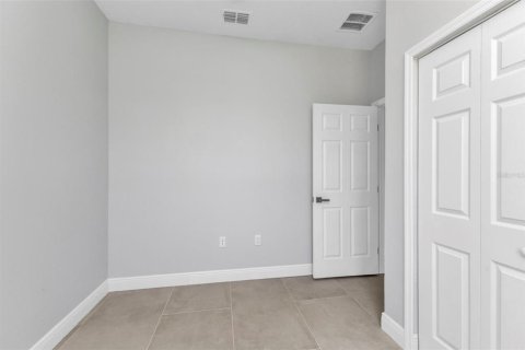 Casa en venta en Port Charlotte, Florida, 4 dormitorios, 155.52 m2 № 1419756 - foto 24