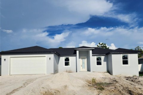 Casa en venta en Port Charlotte, Florida, 4 dormitorios, 155.52 m2 № 1419756 - foto 1