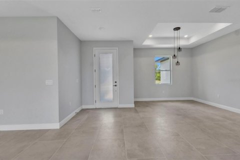 Casa en venta en Port Charlotte, Florida, 4 dormitorios, 155.52 m2 № 1419756 - foto 8