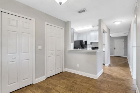 Immobilier commercial à vendre à Winter Garden, Floride: 4 chambres, 193.24 m2 № 2409979 - photo 9