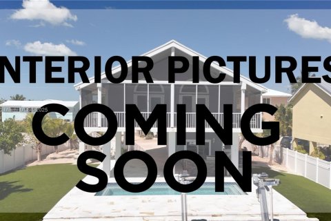 House in Key Largo, Florida 3 bedrooms, 170.38 sq.m. № 1863376 - photo 10