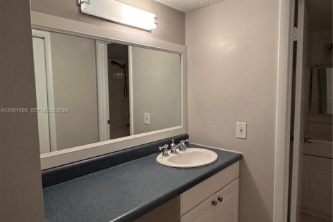 Appartement à louer à Homestead, Floride: 2 chambres, 89.19 m2 № 2065733 - photo 11