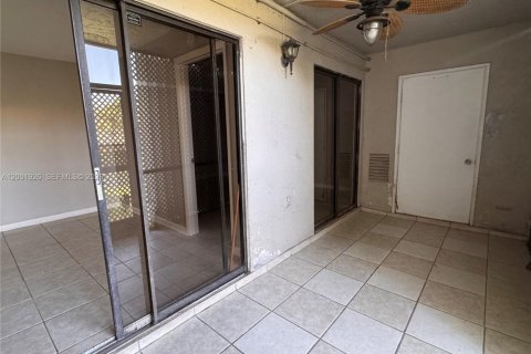 Appartement à louer à Homestead, Floride: 2 chambres, 89.19 m2 № 2065733 - photo 13