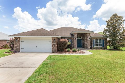 House in Ocala, Florida 4 bedrooms, 215.9 sq.m. № 2101591 - photo 29