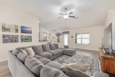 House in Ocala, Florida 4 bedrooms, 215.9 sq.m. № 2101591 - photo 8