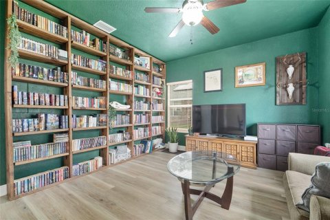 House in Ocala, Florida 4 bedrooms, 215.9 sq.m. № 2101591 - photo 4