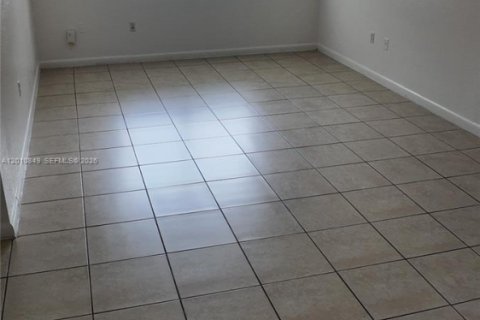Apartment in Cutler Bay, Florida 1 bedroom, 40372.4 sq.m. № 2171068