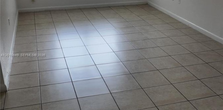 Apartment in Cutler Bay, Florida 1 bedroom, 40372.4 sq.m. № 2171068