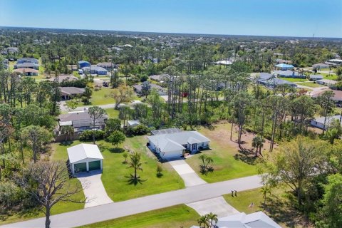 Casa en venta en Port Charlotte, Florida, 3 dormitorios, 129.32 m2 № 1734152 - foto 1