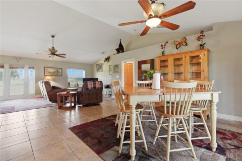 Villa ou maison à vendre à Arcadia, Floride: 3 chambres, 173.73 m2 № 2217100 - photo 13
