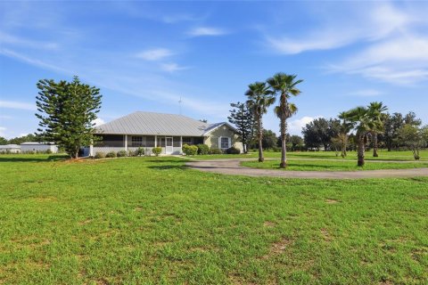 Villa ou maison à vendre à Arcadia, Floride: 3 chambres, 173.73 m2 № 2217100 - photo 3