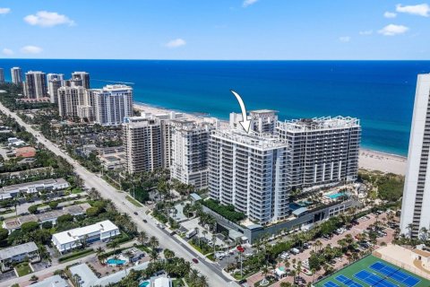 Снять в аренду кондоминиум в Ривьера-Бич, Флорида 2 спальни, 194.91м2, № 1174488 - фото 1