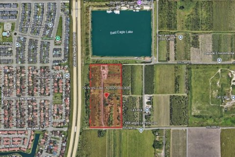 Commercial property in Miami, Florida № 2076869