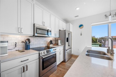 Condominio en venta en Saint Petersburg, Florida, 3 dormitorios, 153.29 m2 № 1542754 - foto 11